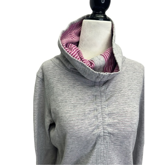 Lululemon In a Cinch Long Sleeve Grey Reversible Pullover Top Size S - Picture 6 of 12